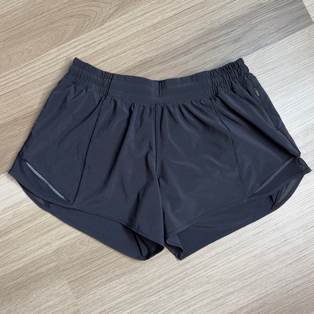 Black lululemon hotty hot shorts